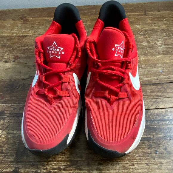 Nike Star Runner‎ Boys size 6 - Picture 2 of 5